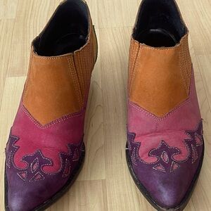 CIRCLE S BRAND Cowboy boot shoes in multi color suede 7